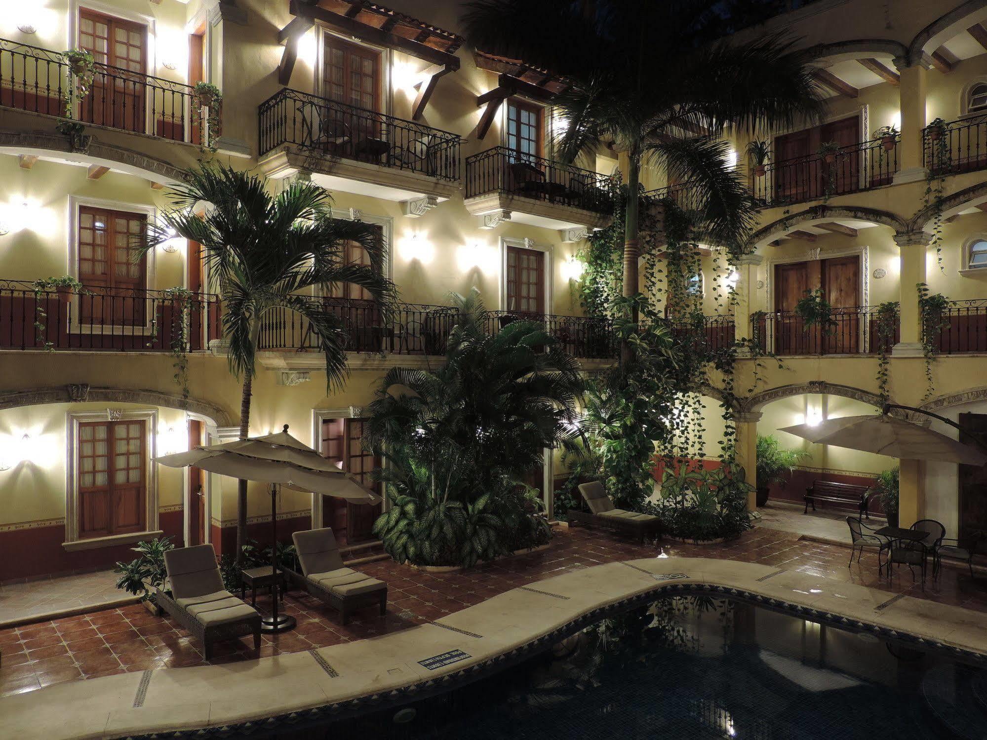 Hacienda Real Del Caribe Hotel Playa del Carmen Esterno foto